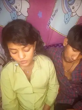 Freakingromance's cam snapshot