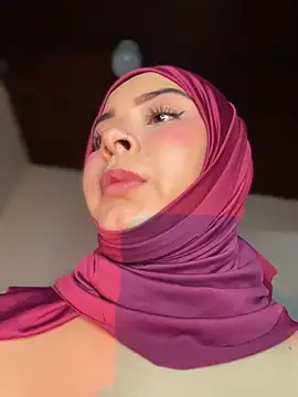 aneesa_darzi live sex cam