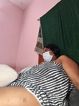 Pujapujat's cam snapshot