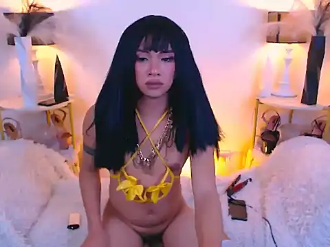 Alluring_Carmela live sex cam