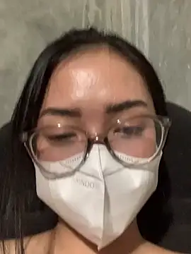 lonely_lunae's cam snapshot