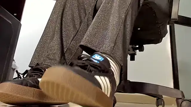 alma_fenix's cam snapshot