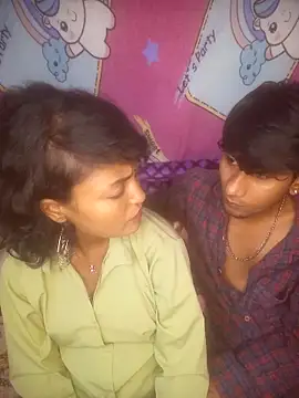 Freakingromance's cam snapshot