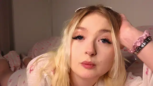 minigirl's cam snapshot