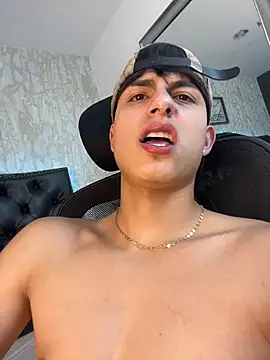 Lander_Cruz live sex cam