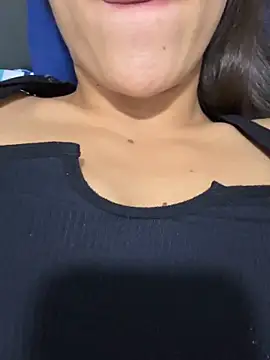 TaylorrHill's cam snapshot