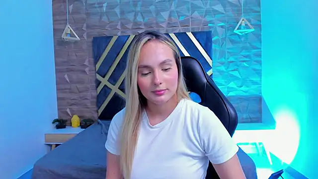 Emmaa_white_'s cam snapshot