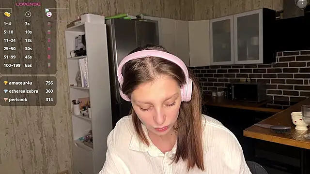 ChrisAmott live sex cam