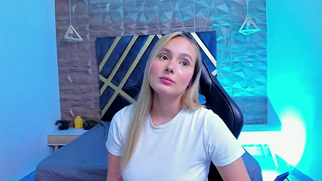 Emmaa_white_'s cam snapshot