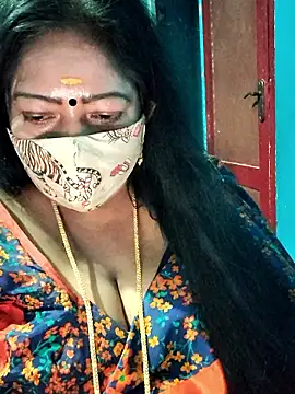 maniisha's cam snapshot