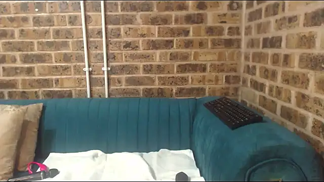 LelaKeyesXX's cam snapshot