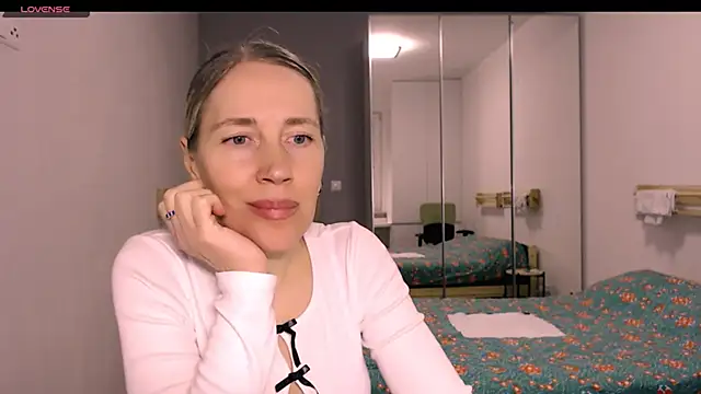 Javelinka's cam snapshot