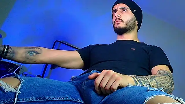 XanderCage99 live sex cam