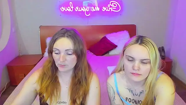 MagicEyess live sex cam
