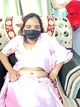 Tinarosy13's cam snapshot