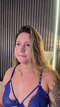 MiaPetit_'s cam snapshot