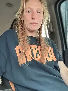 GoldenFlameGoddess live sex cam