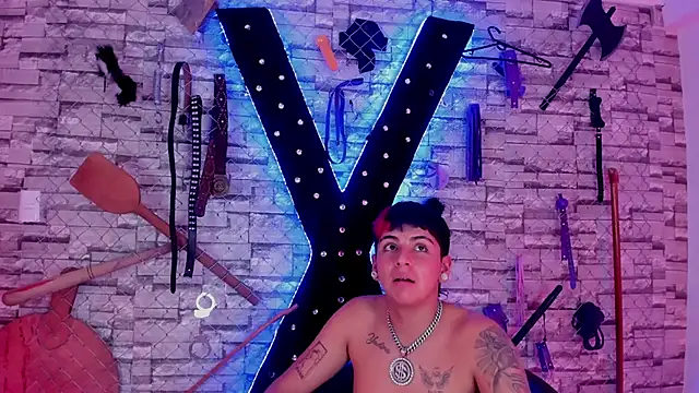 Arion_and_Velvet_bdsm live sex cam