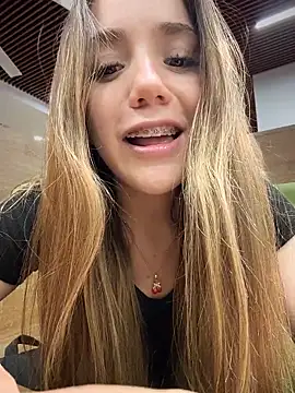 ShelbyHagen live sex cam