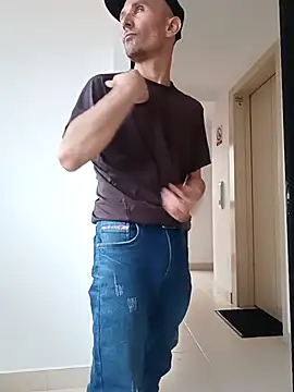 Nacho18hot live sex cam