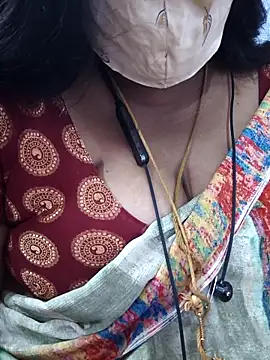 TAMIL_ELAKKIYA's cam snapshot