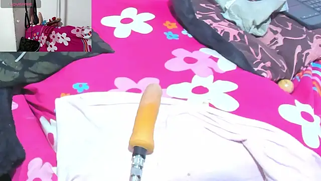 afroditacute15 live sex cam