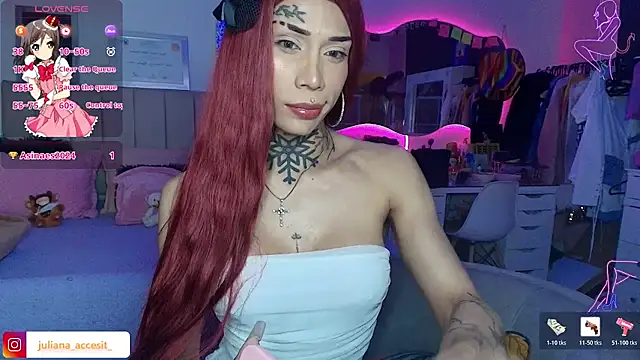 caroline_cossei live sex cam