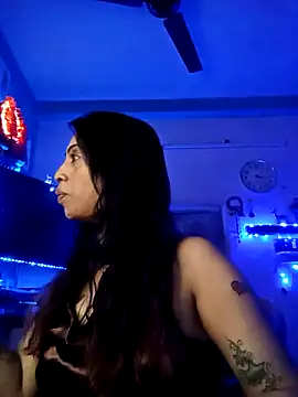 Love_Beauty01's cam snapshot