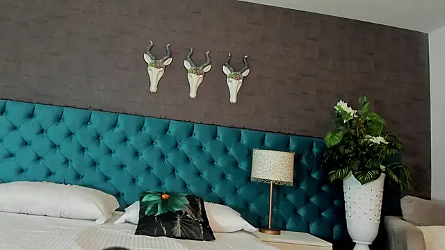 LunnaMoretti's cam snapshot