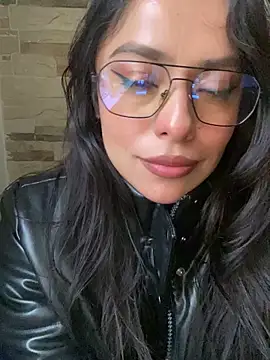 foxxy_lover's cam snapshot