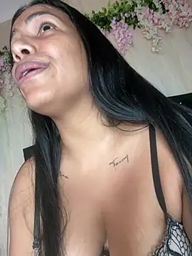 ArielleMillerr-'s cam snapshot