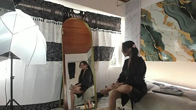 sharon_ivanna12 live sex cam