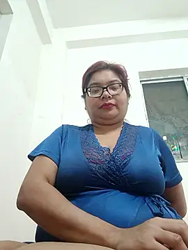 Elie_Hallway's cam snapshot