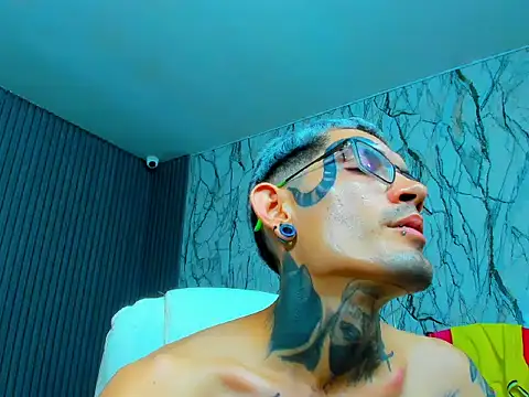 Boy_tatto77's cam snapshot