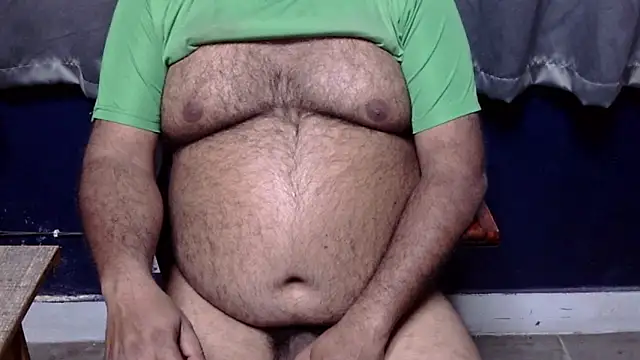 hairysubcub_70 live sex cam