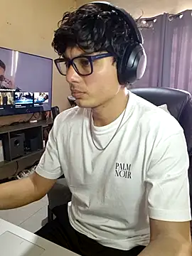 Ais_B10's cam snapshot