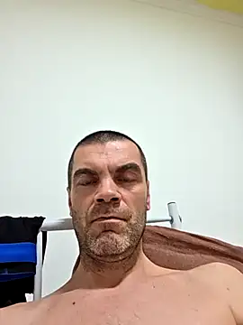 DOMINATOR_SIR-MASTER's cam snapshot