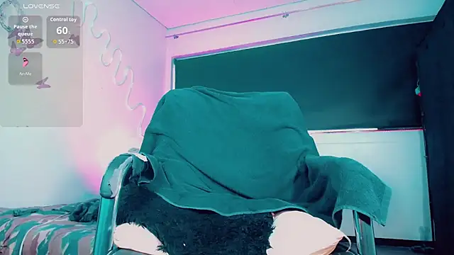 Kendall_hornyy live sex cam