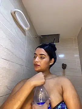 SaharQamar's cam snapshot