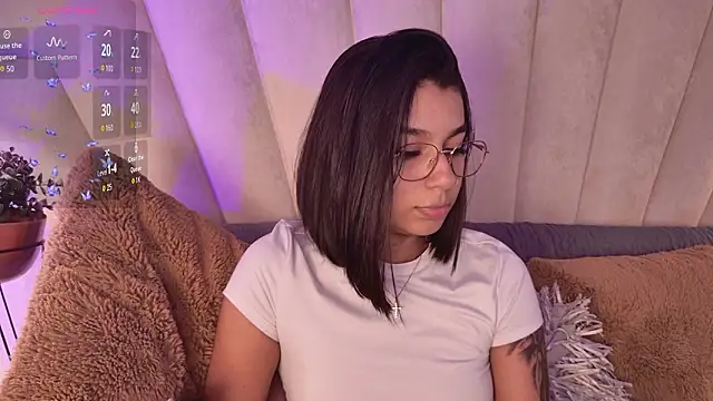 AlyssaRay's cam snapshot