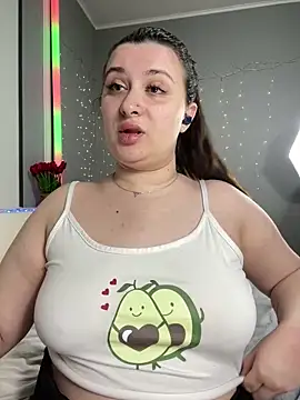 lipsi_vikki's cam snapshot