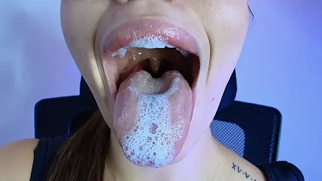 lisbet21x's cam snapshot