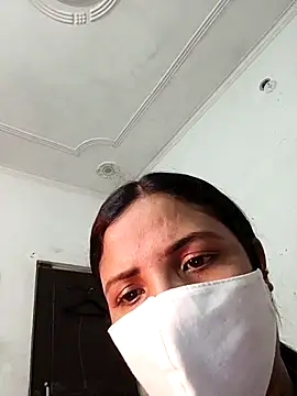 HotAishaa's cam snapshot