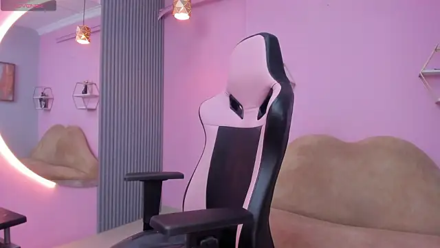 sofi__18_'s cam snapshot