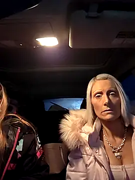 BeautifulFire23 live sex cam