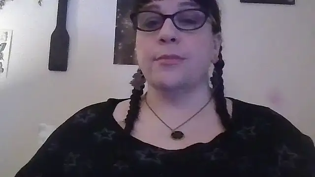 GothyBaby's cam snapshot