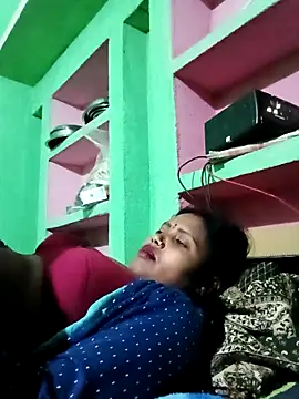 Cm_pooja's cam snapshot