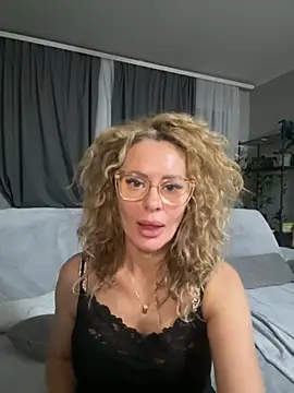 Tania201243's cam snapshot