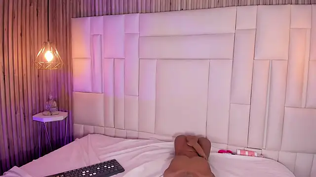 LovelyEyesx's cam snapshot