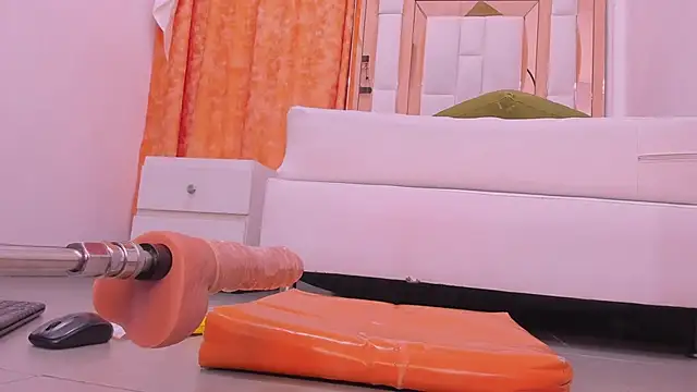 malu_horny_69's cam snapshot